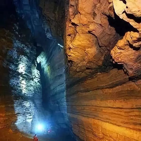 重庆巨洞_重庆大洞河景区_重庆最大洞穴