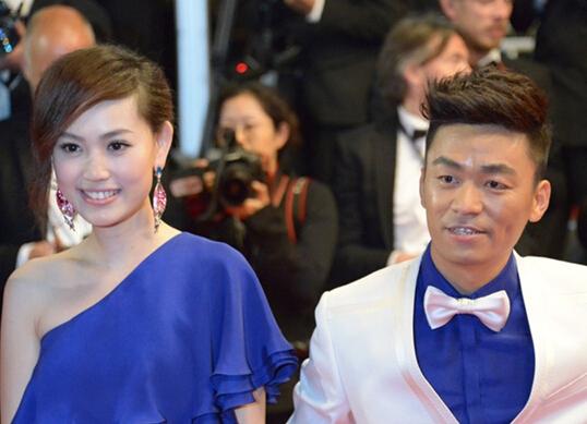 王宝强最近视频_公开挺王宝强_王宝强2020