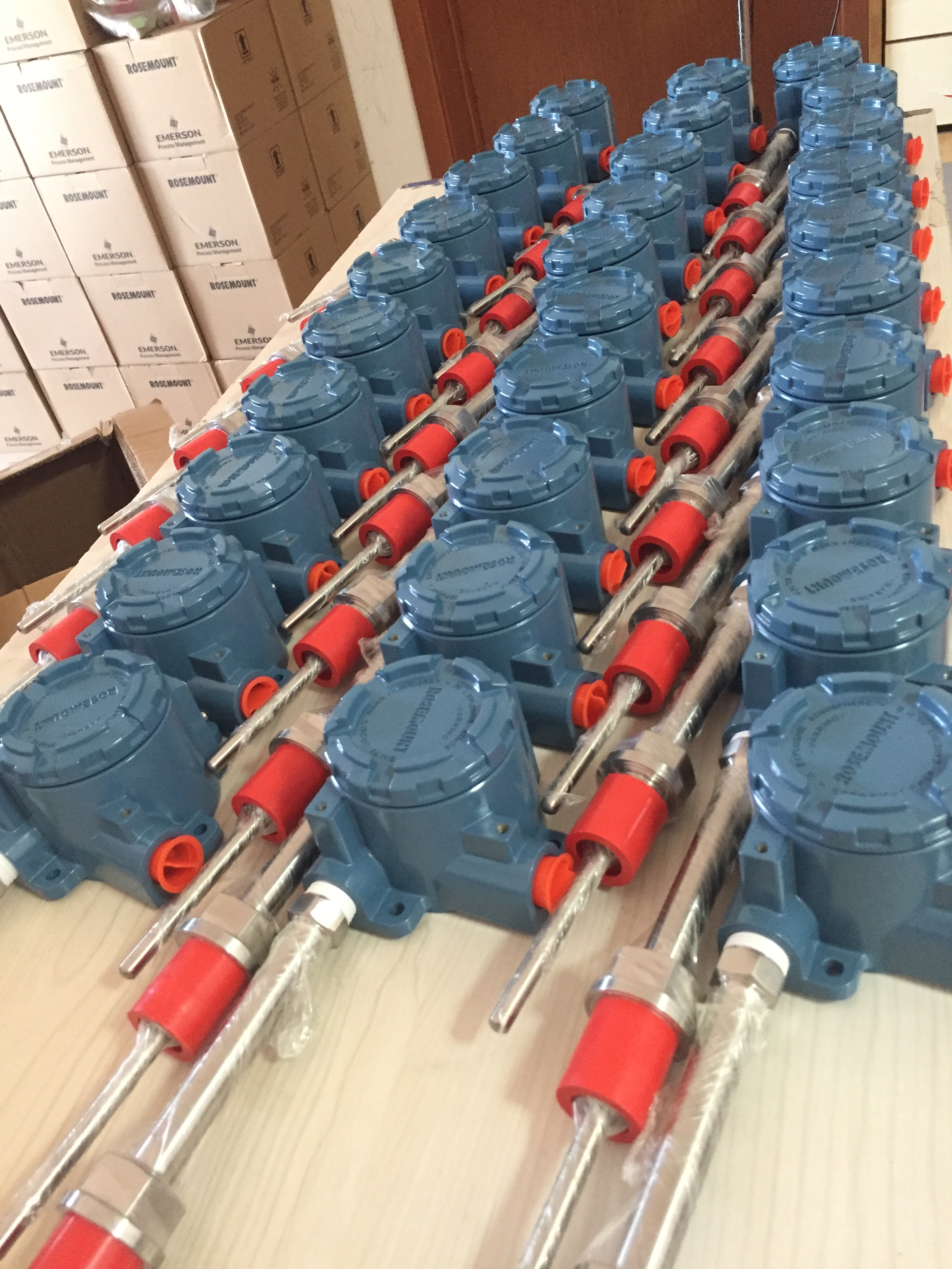罗斯蒙特变送器说明书_小白熊恒温调奶器说明_川崎机器人示教器说明
