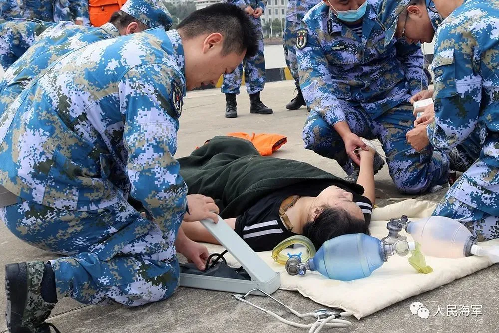 明日方舟中资深干员_明日方舟资深干员搭配支援_明日方舟资深干员tag搭配