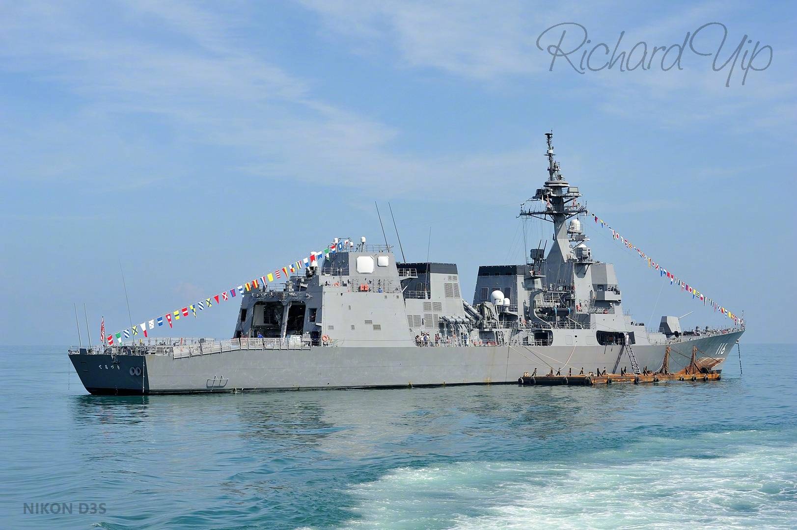 基德级驱逐舰_基德级驱逐领舰_基德级驱逐舰对海攻击武器包括