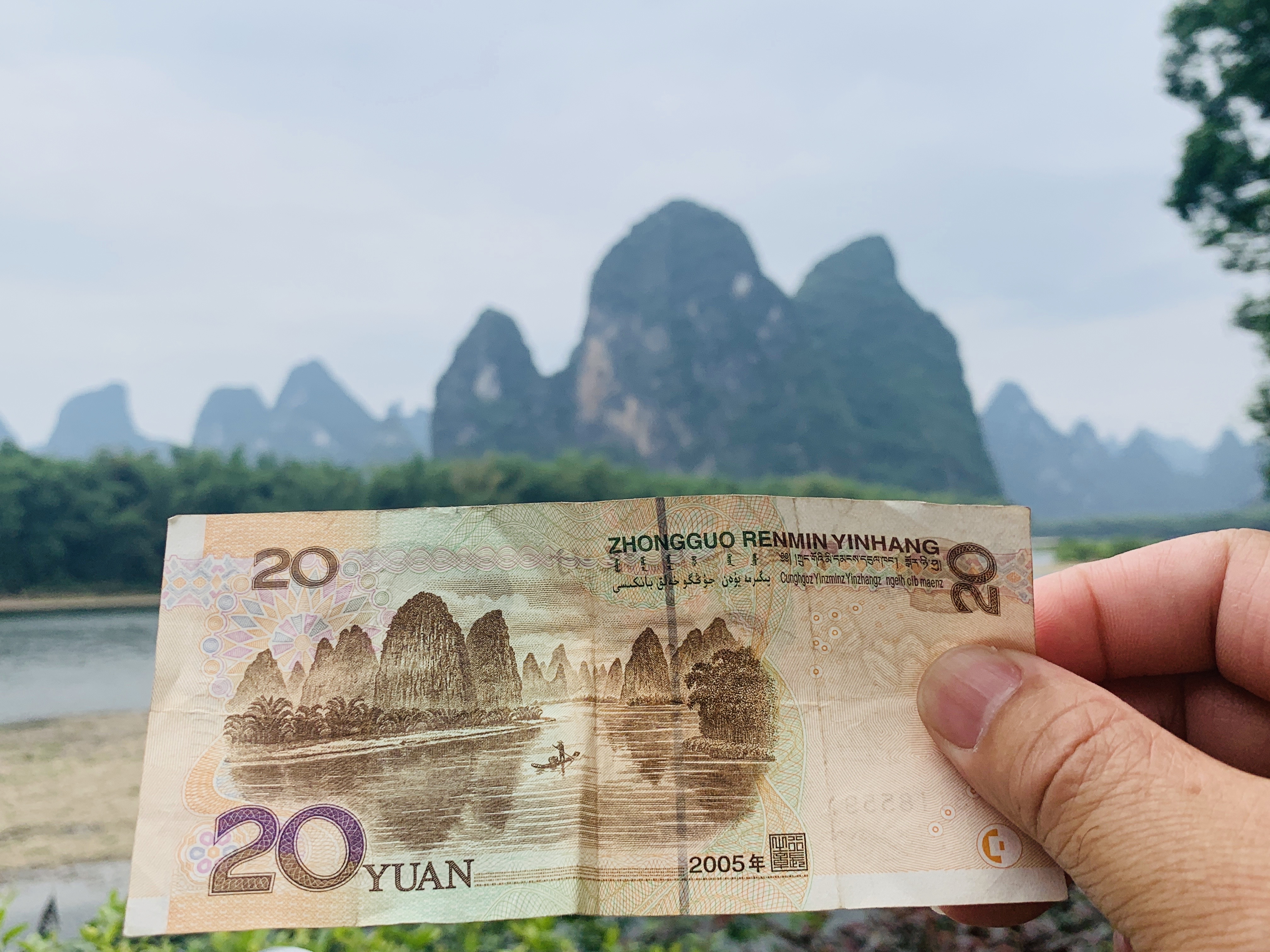 人民币背景图_人民币背景图壁纸_人民币背景照片