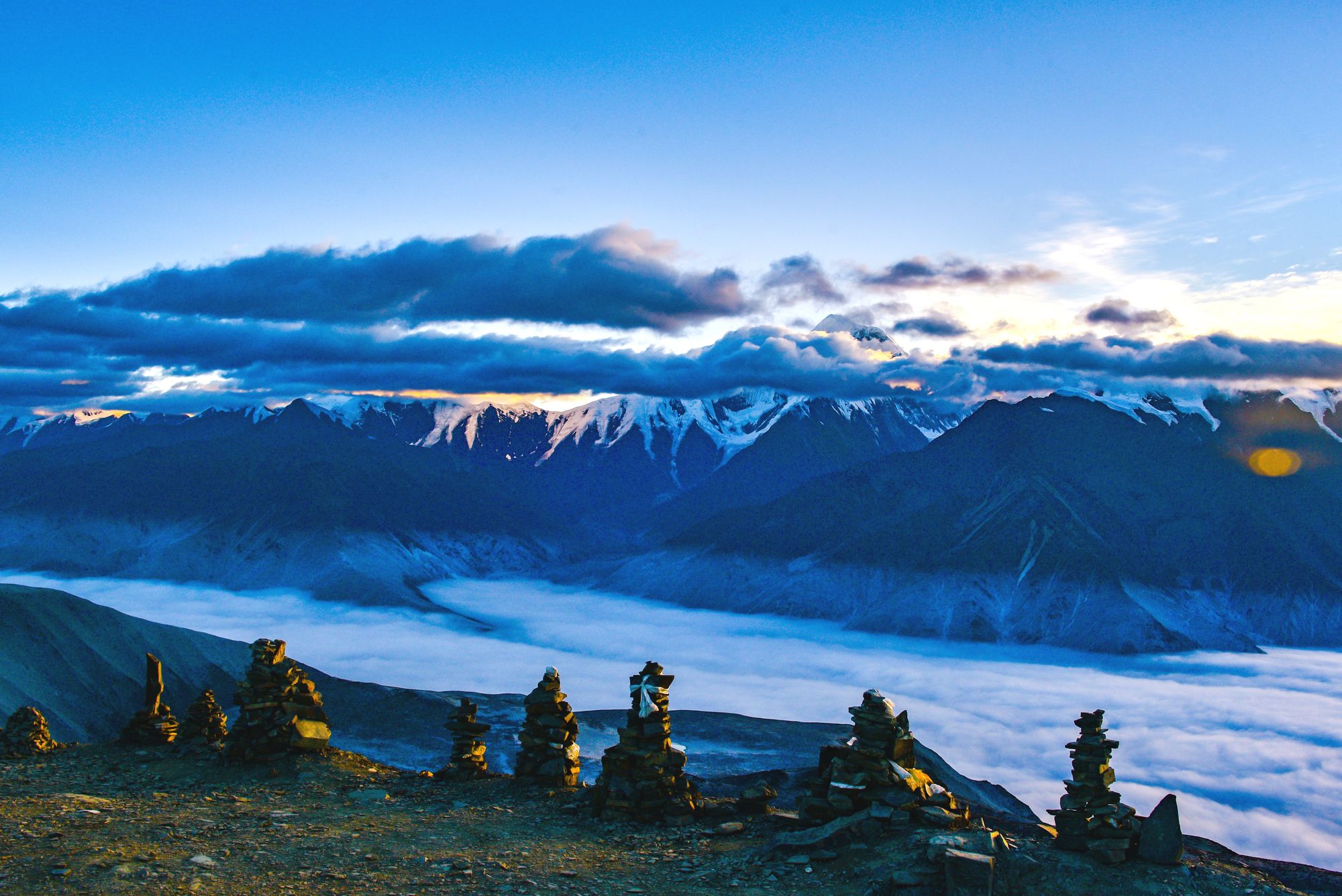 雪山走地鸡_走雪山_雪山走来
