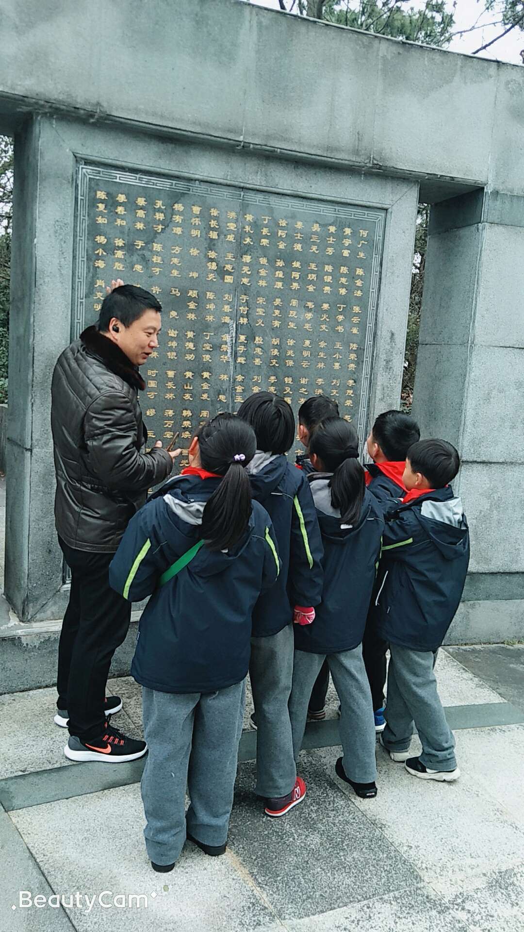连()()起_起诉状怎么写模板_起点读书