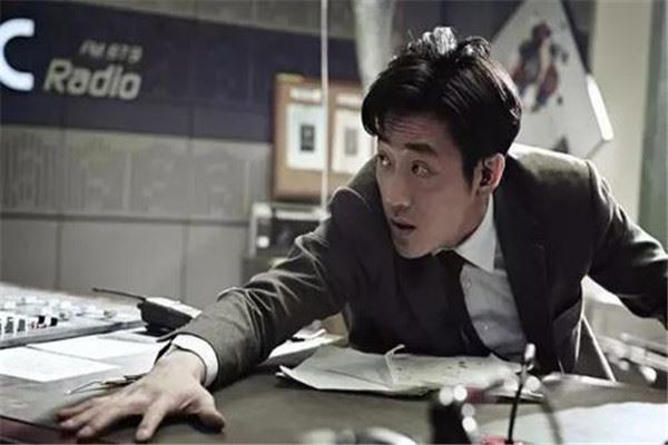 2022韩国最新犯罪电影_犯罪电影2020_犯罪题材韩国电影