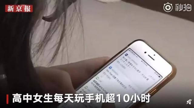 熊妈妈玩具视频_熊孩子借妈妈手机游戏视频_熊妈妈熊孩子