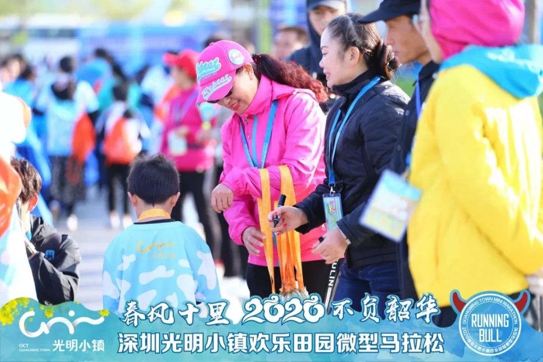 拖拉机种地手机游戏大全_种地拖拉机图片_拖拉机耕种视频