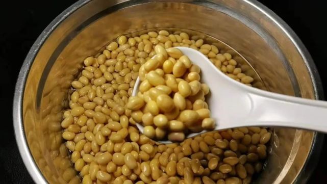腊月二十五磨豆腐_腊月二十五磨豆腐事务_豆腐十五磨腊月可以吃吗