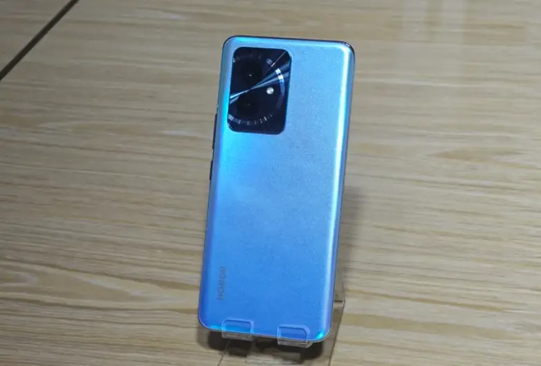 性价比高的的游戏手机_性价手机游戏排行_双面游戏手机性价比