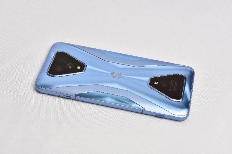 腾讯定制的游戏手机有哪些_定制腾讯手机游戏有什么_定制腾讯手机游戏有什么好处