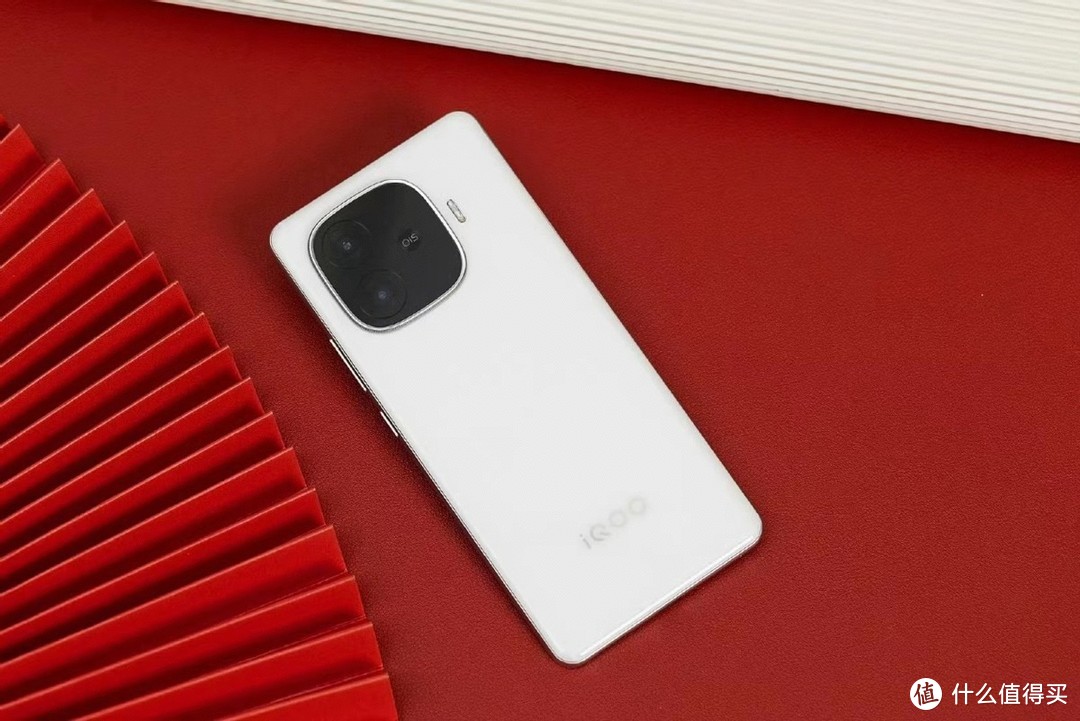 真我手机pro10+_真我手机pro10图片_真我10pro手机