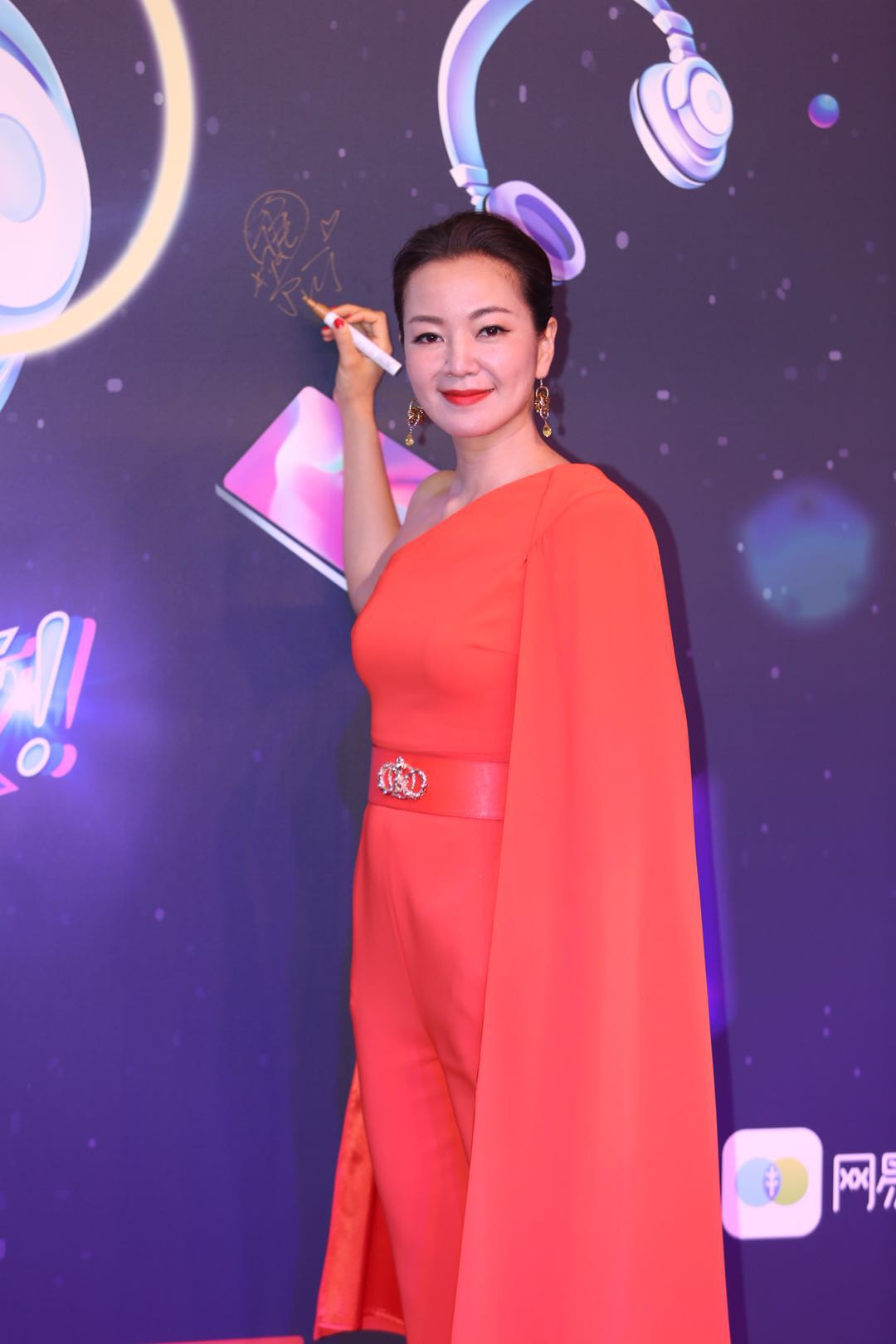 阿雅老公怎么当上活佛_阿雅老公_阿雅