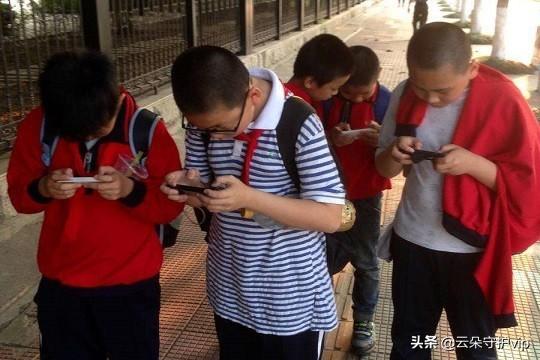 适合拍照和玩游戏的手机学生_学生手机玩游戏拍照_拍照打游戏手机