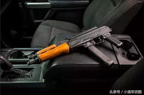 暗区突围旋风ak_旋风ak_旋风AK