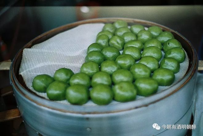 以前手机游戏十年前_以前手机qq游戏_以前手机游戏大全