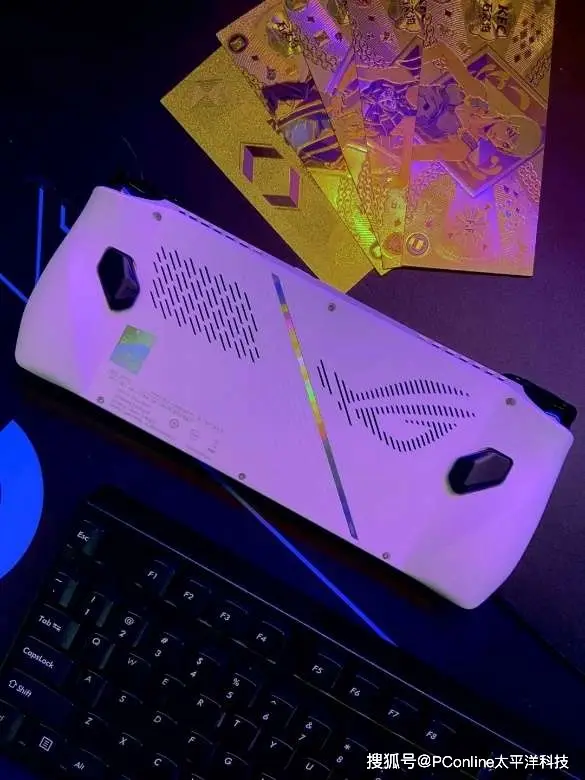 手机壳游戏图片大全大图_游戏手机rog手机壳_手机壳游戏增强版什么意思