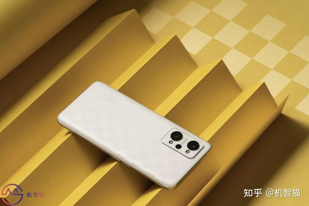 有什么手机打游戏赚钱的_专门打手游的手机_一百多打游戏的手机哪款好
