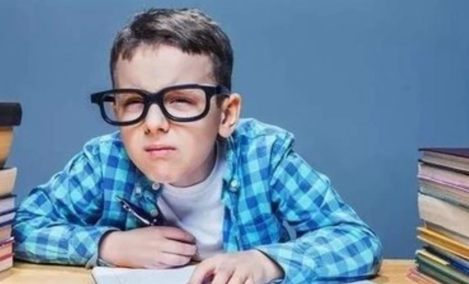 幼儿玩手机游戏的危害_适合婴幼儿玩的游戏手机_婴幼儿敢不敢玩手机游戏