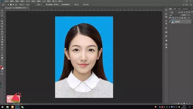 照片底色怎么改成蓝色_蓝色底版照片换成白色底版_蓝色底照片怎么改成白色底