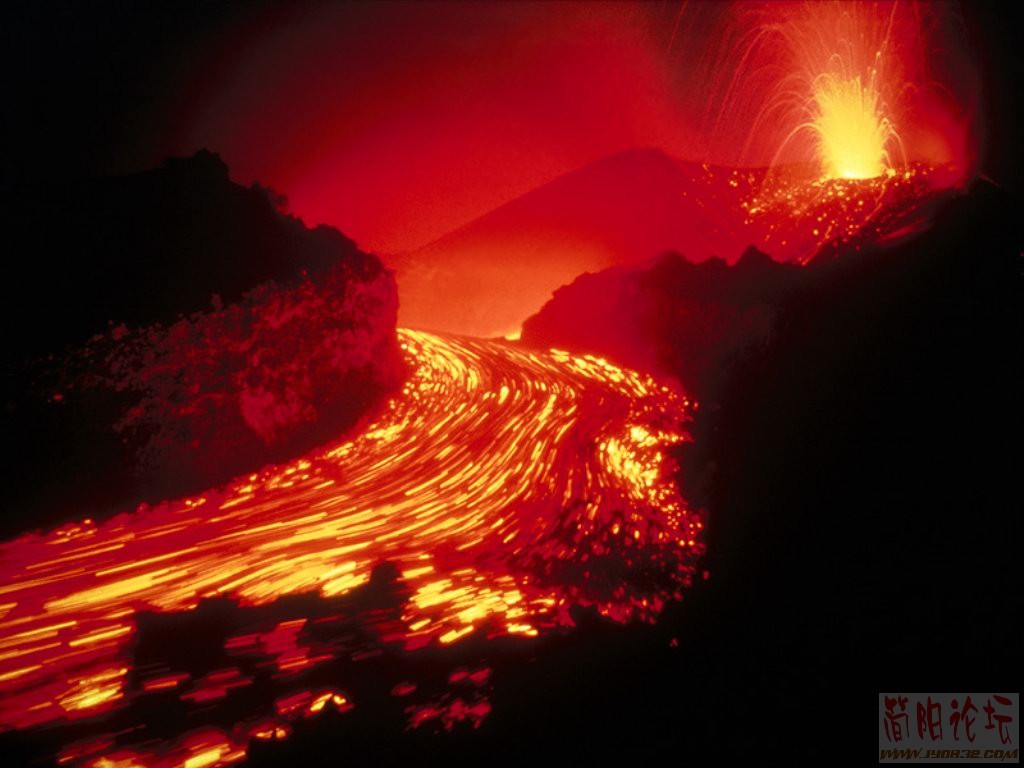 加拿大的火山_加拿大山火最新报道_加拿大火山