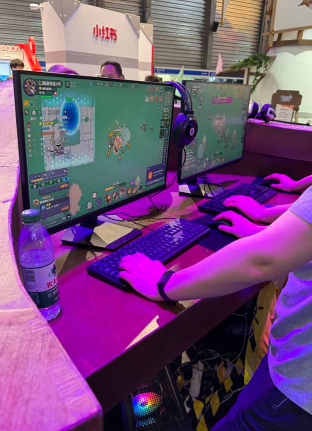吞噬进化的手机游戏_吞噬进化手机游戏怎么玩_吞噬进化手机游戏在线玩